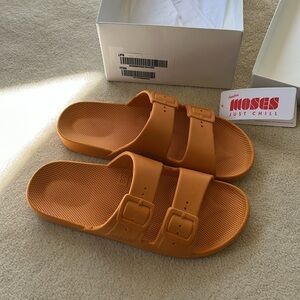 Moses Freedom Sandals FM Slides-- Brand New